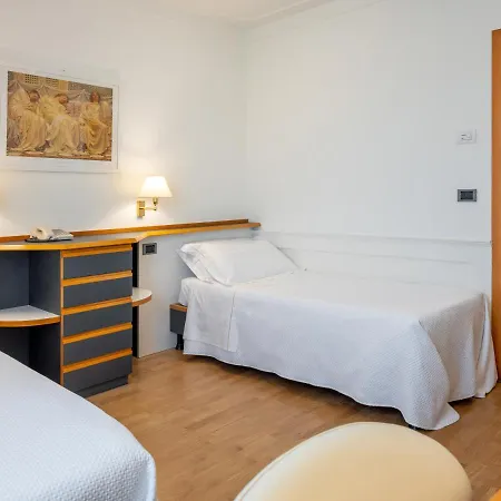 Mirabella Отель Mirabella Eclano