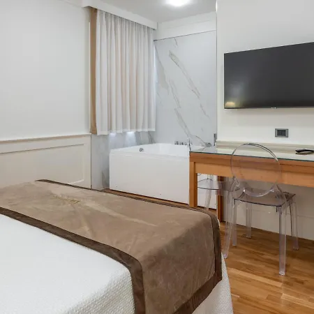 Mirabella Отель