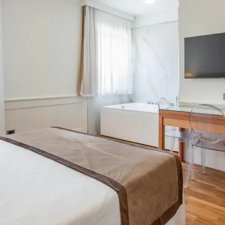 Отель Mirabella 4*